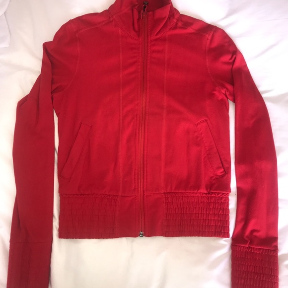 Lululemon Athletica ruched waist and sleeve jacket - Picture 2 of 4